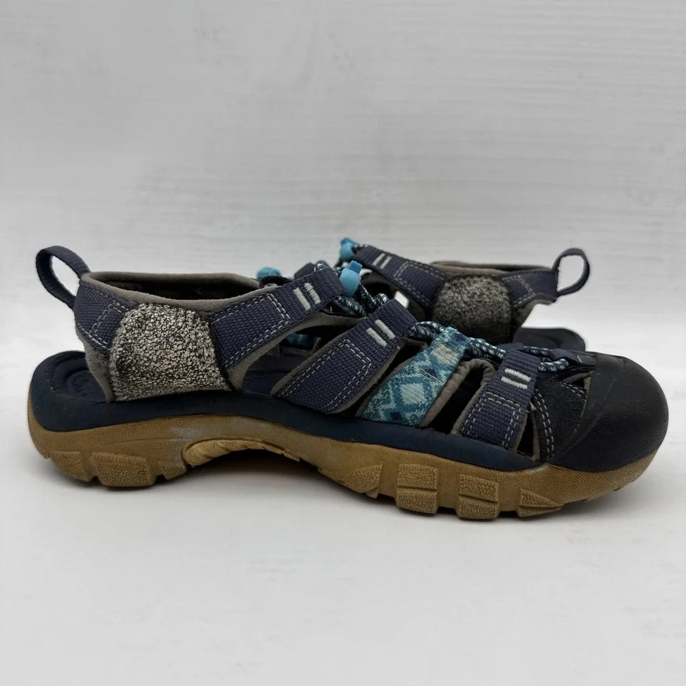 KEEN Newport H2 Navy Blue Waterproof Bumper Toe Hiking Trail Sandal Women Size 7